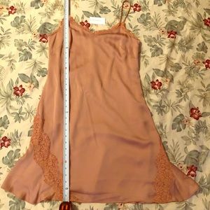 Banana Republic Women’s Dresses 👗